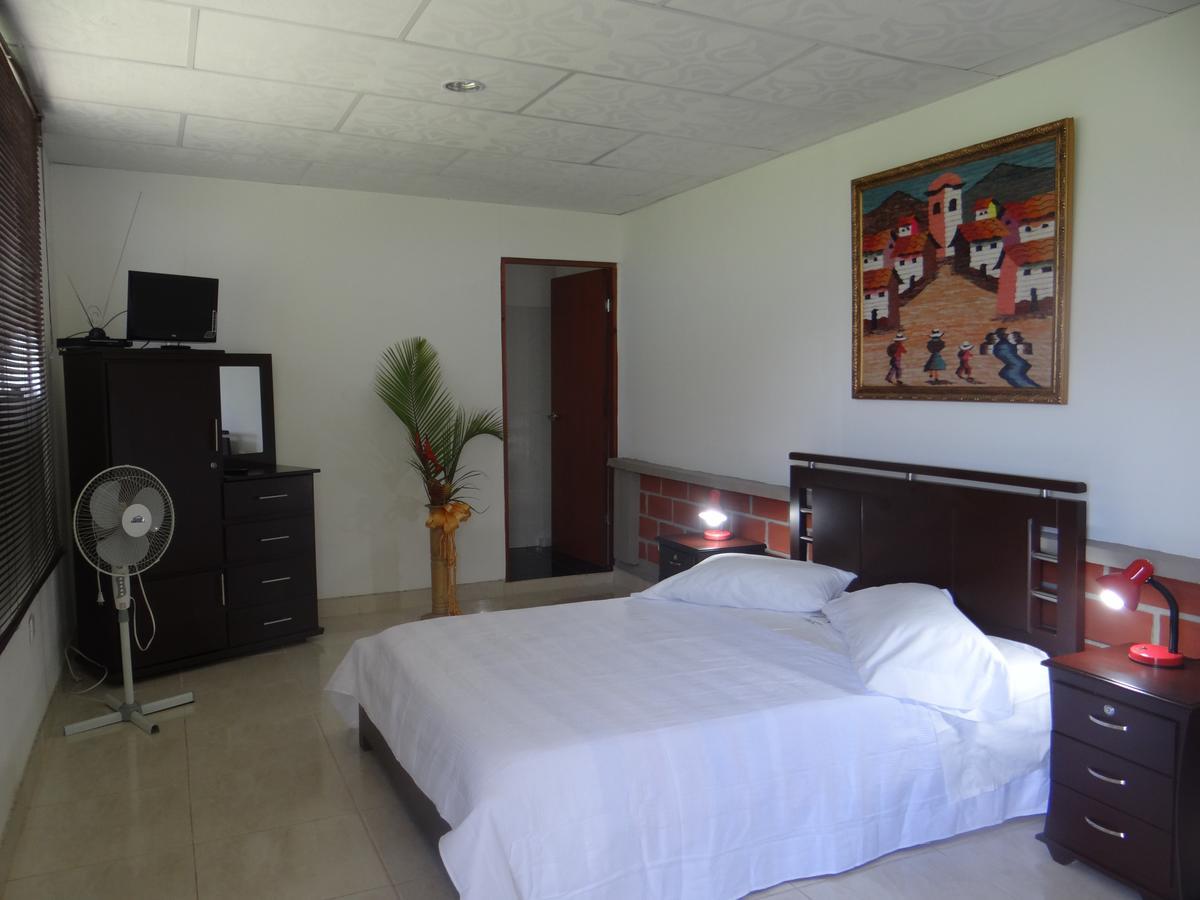 Palestina Ecohotel Chinchina Exterior photo